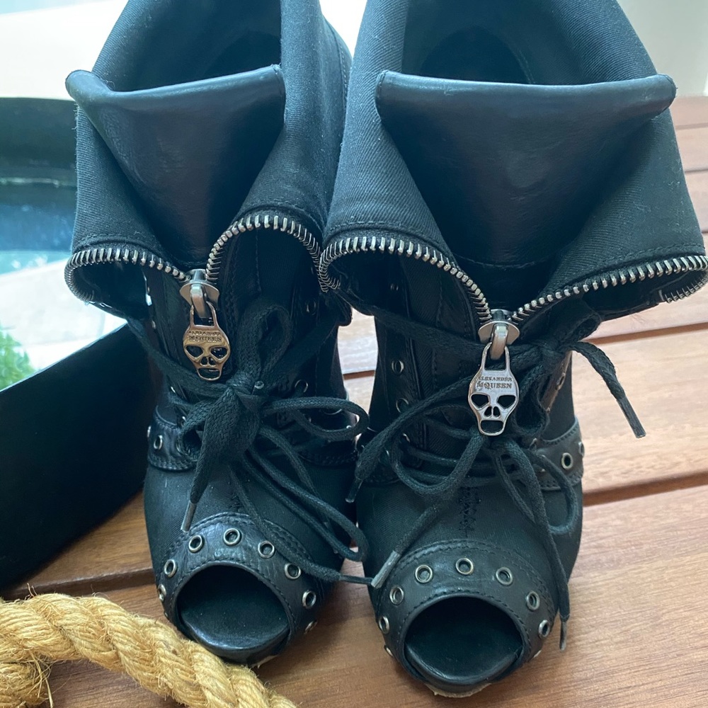 Alexander McQueen booties
